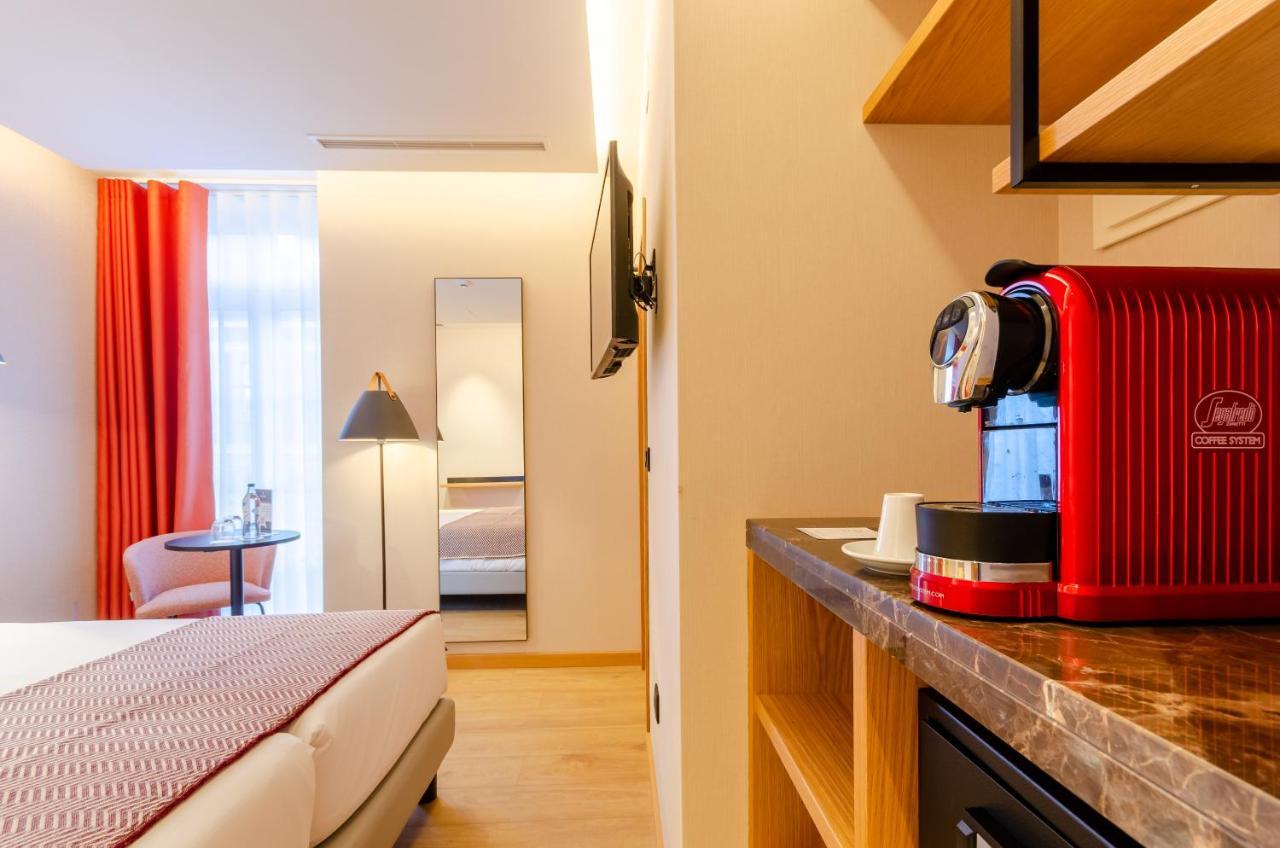 Rossio Plaza Hotel Lisbon Bagian luar foto